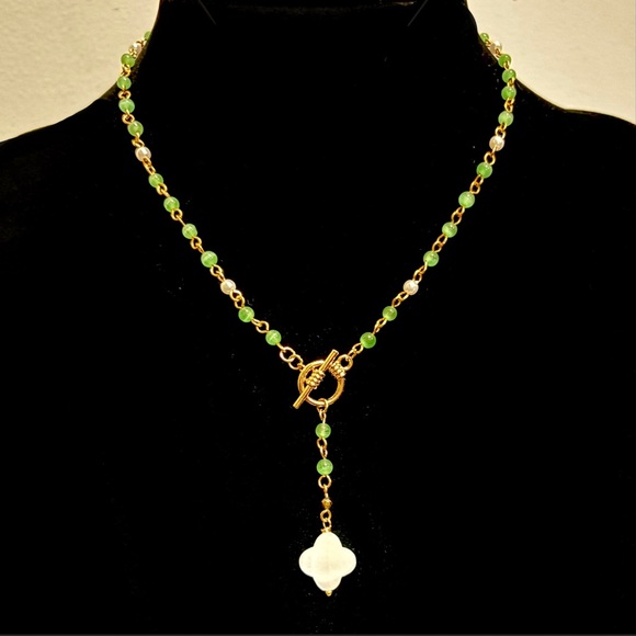 🌹HP🌹NEW✨ 4 Leaf Clover Floral Real Shell Cross Natural Stone Necklace Lariat - Picture 3 of 4